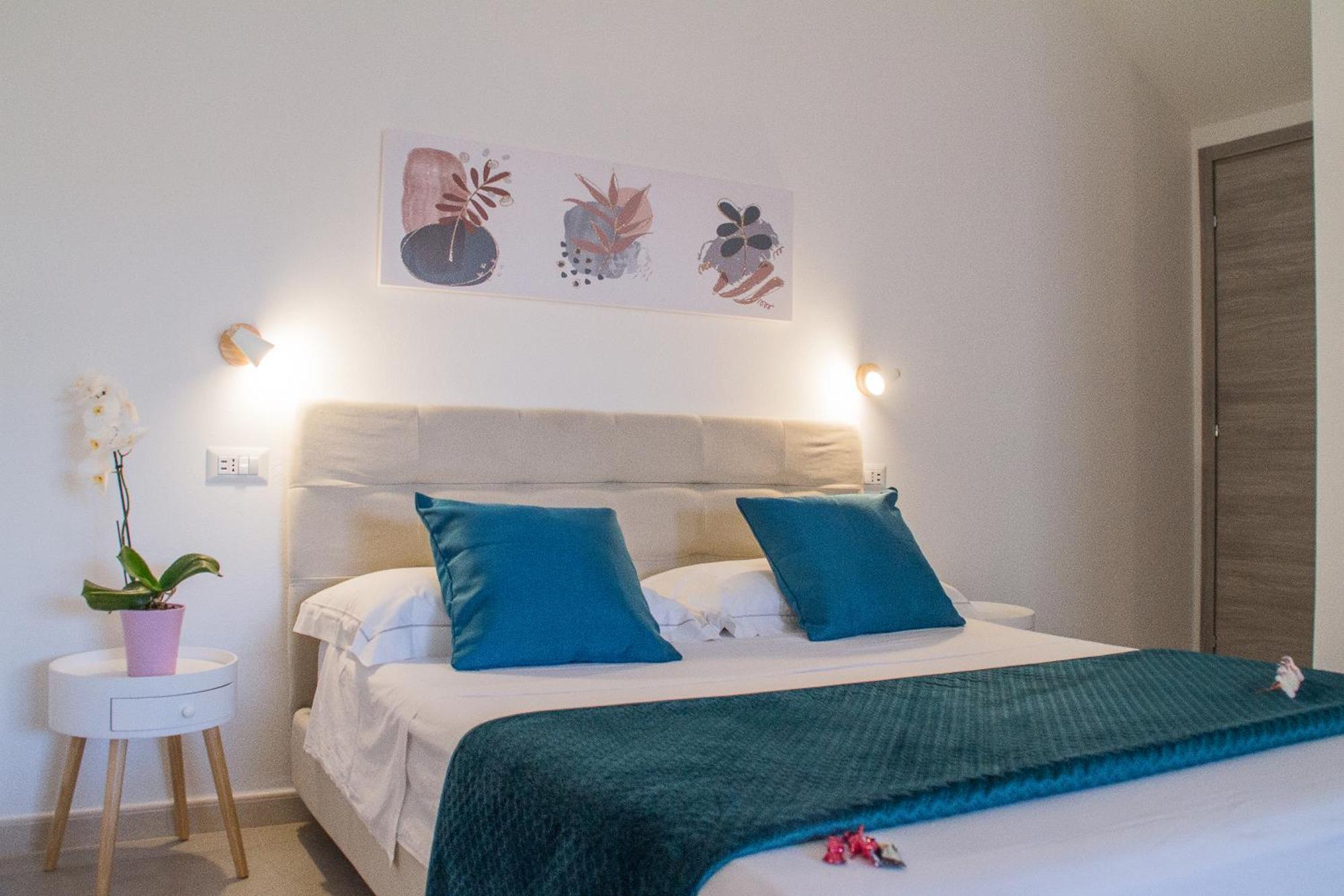 B&B Jolie Suite วิลลัสซีมีอุส ภายนอก รูปภาพ